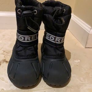 Sorel toddler snow boots